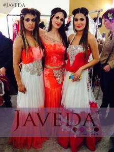 With some of the other models at the Javeda show.